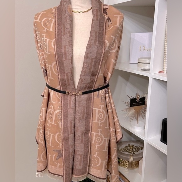 Reversible Large Vegan Cashmere Blend Shawl Scarf, NWT - Picture 6 of 11